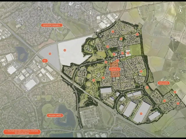 Phase one, Eastbrook Village, photo 3