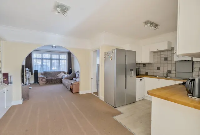 Photo 3 — Dale Park Avenue, Carshalton, SM5 2EP