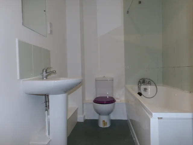 St Crispins Court, Mansfield, NG18, photo 3
