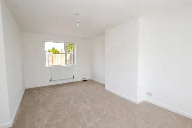 Grenville Avenue, Locking, BS24, photo 2
