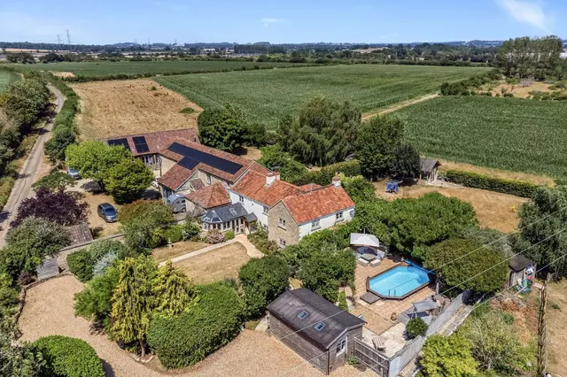 Notton Park, Lacock, SN15, photo 2