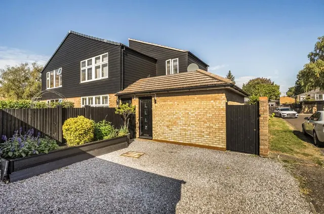 Lauradale, Bracknell, RG12, photo 1