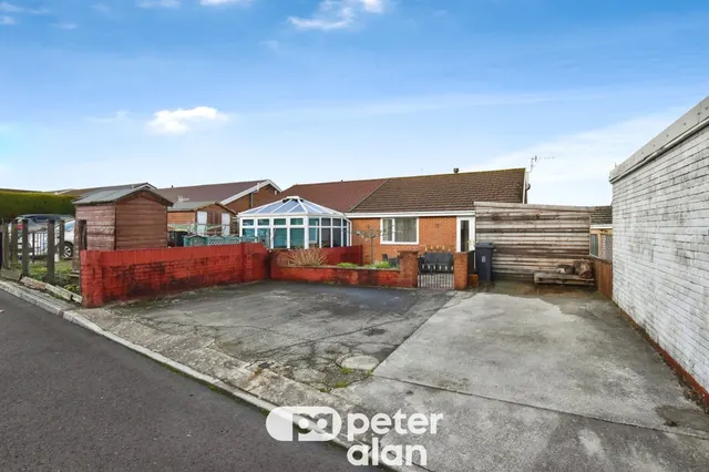 Kidwelly Grove, Merthyr Tydfil, CF48, photo 1