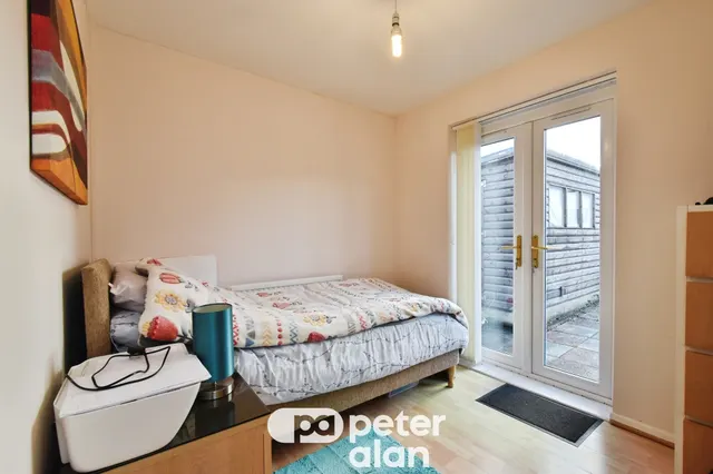 Kidwelly Grove, Merthyr Tydfil, CF48, photo 3