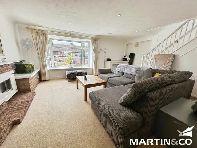 Photo 3 — Dove Lane, Chelmsford