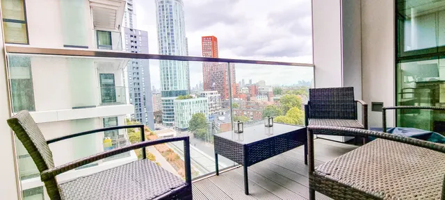 Pinto Tower, Nine Elms Point, SW8, photo 3