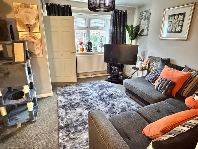 Lisson Grove, Kingstanding, B44, photo 2