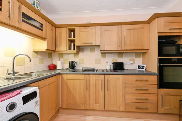 Photo 3 — Lyndhurst Court, Hunstanton, Norfolk, PE36