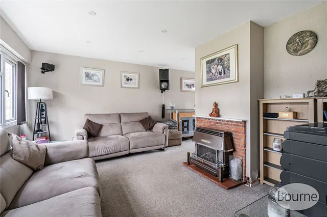 Priors Croft, Old Woking, GU22, photo 3