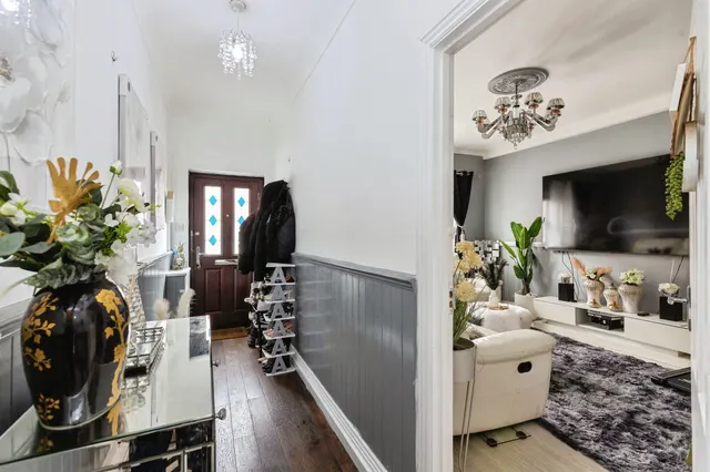 Malmesbury Park Road, Bournemouth, BH8, photo 2