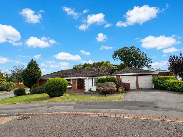 Shelley Close, Crook, DL15, photo 1