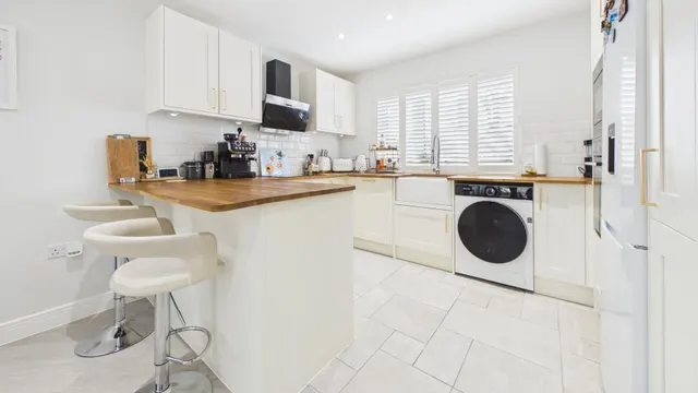 Talbot Avenue, Orton Longueville, photo 3