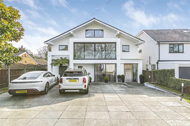 Barnet Gate Lane, Arkley, Hertfordshire, EN5 2AD, photo 1