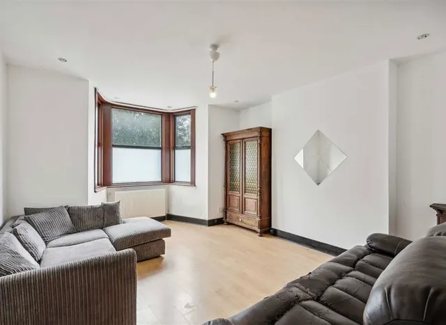 Surrey Square, Walworth, SE17, photo 1
