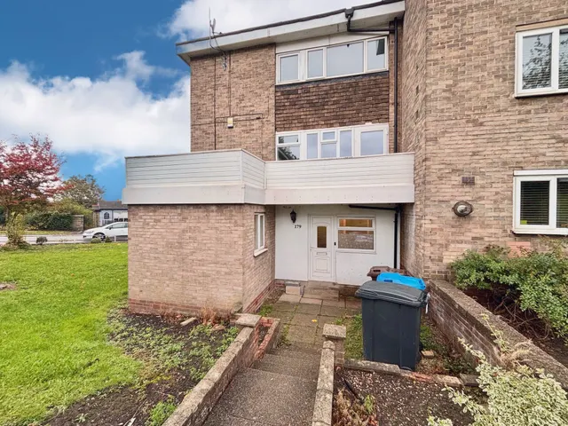 Bowden Wood Crescent, Darnall, S9, photo 1