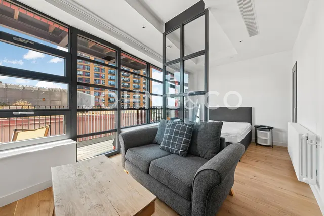 Defoe House, London City Island, E14, photo 1