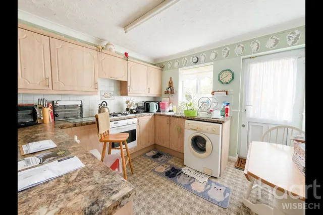 St Edmunds Drive, Emneth, PE14, photo 3