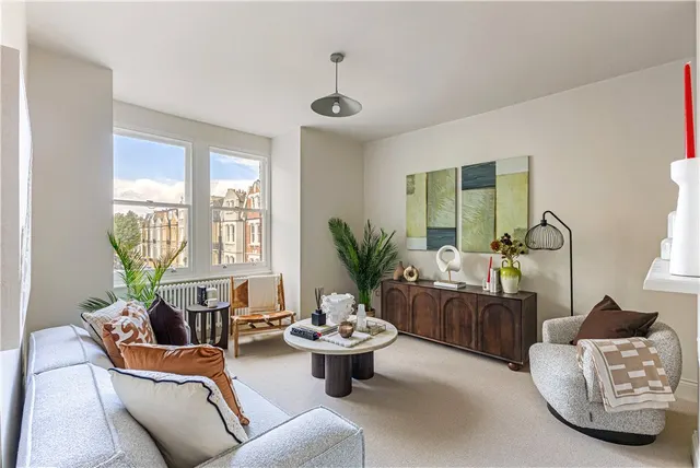 Rostrevor Road, London, SW6, photo 1
