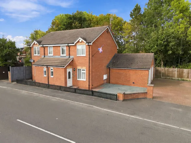 Pilsley Road, Danesmoor, S45, photo 1