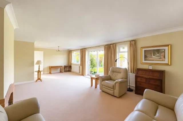 East Preston, BN16, photo 2