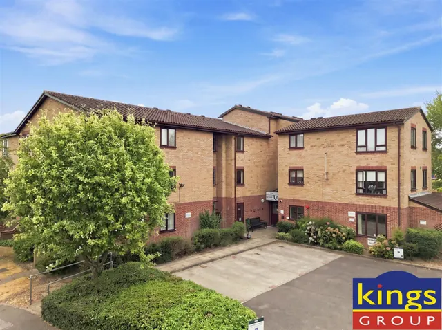 Ainsley Close, London, N9, photo 1