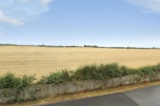 Photo 2 — Lyle Close, Thurcroft, Rotherham, South Yorkshire, S66
