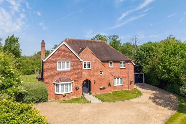 Becket Wood, Newdigate, Dorking, Surrey, RH5 5AQ, photo 1