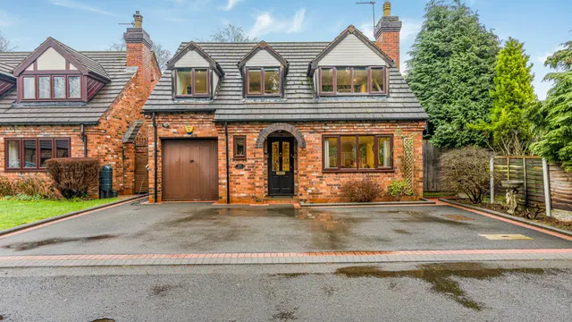 Hurley Close, Sutton Coldfield, Sutton Coldfield, B72 1HU, photo 1