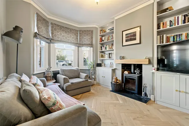 Photo 2 — Radnor Gardens, Twickenham, TW1 4NA