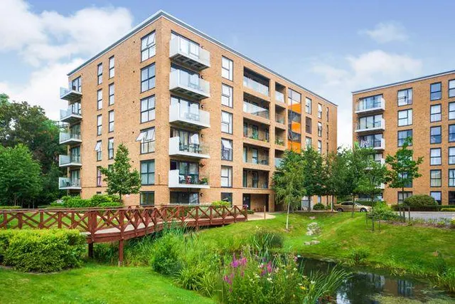 Pisces Court, Zodiac Close, Edgware, photo 1