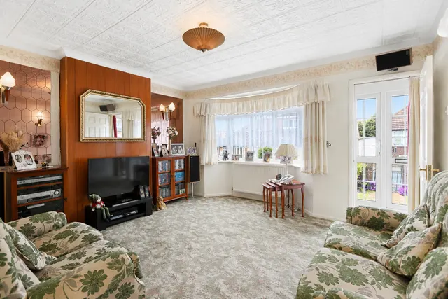 Photo 2 — Merlin Gardens, Romford, RM5 3YD