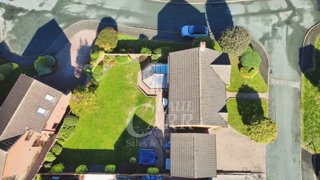St. Peters Close, Stonnall, WS9, photo 2
