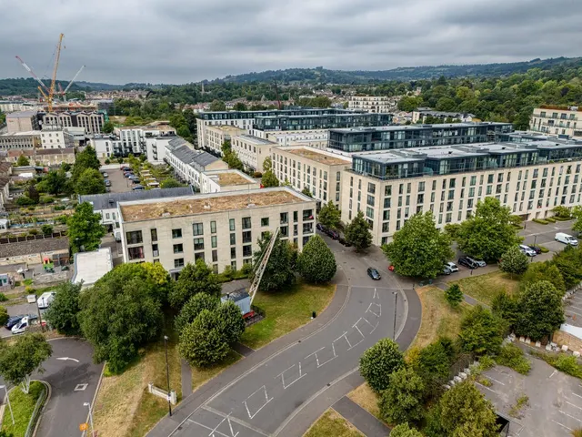 Victoria Bridge Road, Bath, BA2, photo 1