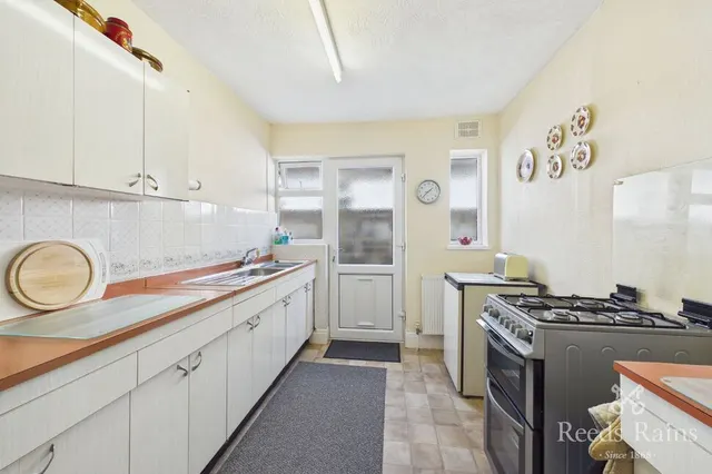 Photo 3 — Glascoed Avenue, Kinmel Bay, Conwy, LL18