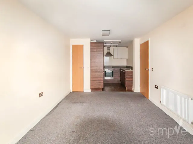 The Green, Southall, UB2, photo 3