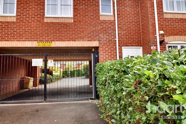 Carrington Road, Leicester, LE5, photo 2
