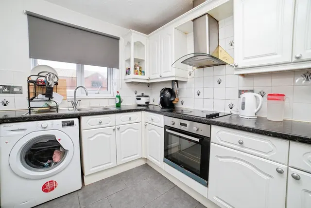 Photo 2 — Fackley Way, Stanton Hill, Sutton-in-Ashfield, Nottinghamshire, NG17