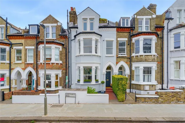 Leathwaite Road, London, SW11, photo 1