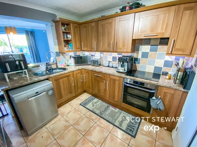 Springfield Road, Yaxley, PE7, photo 3