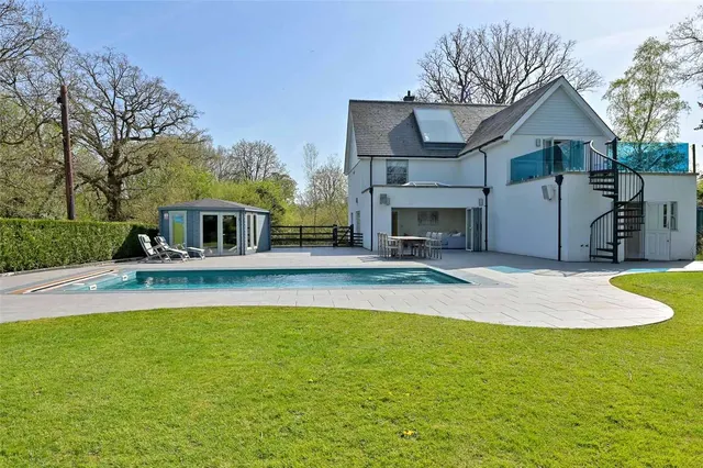 Photo 3 — Ascot Road, Holyport, Maidenhead, Berkshire, SL6 2HY