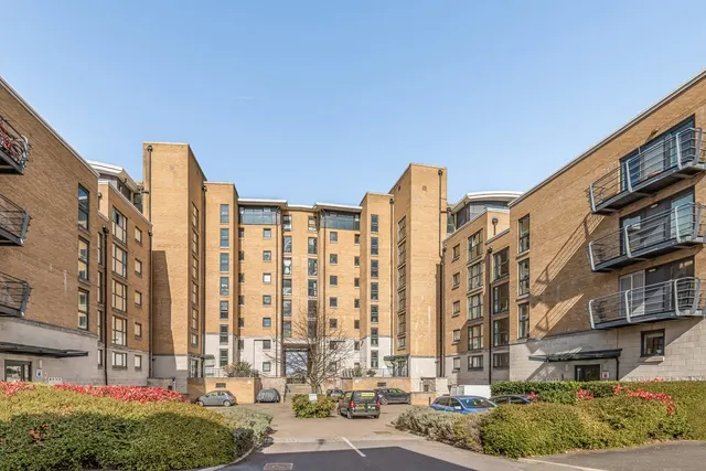 Glaisher Street, London, SE8, photo 1