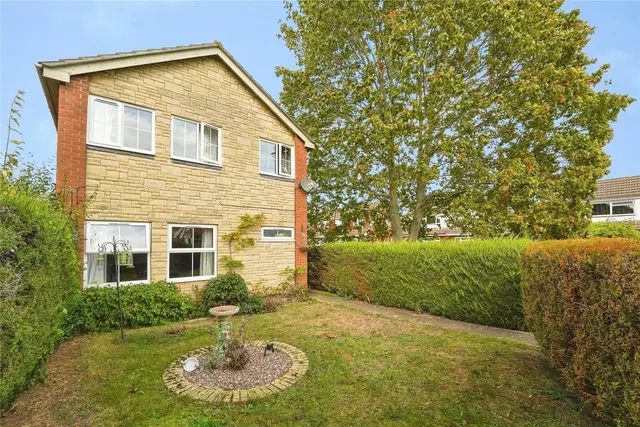 Woodcock Close, Abbeydale, GL4, photo 1