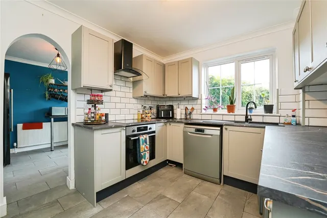 Woodcock Close, Abbeydale, GL4, photo 3