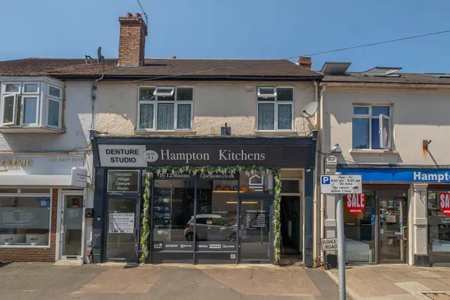 Ashley Road, Hampton, TW12, photo 1