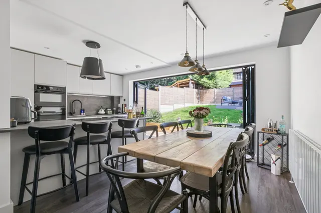 The Brambles, Oaklands, AL6, photo 2