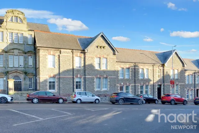 Queens Chambers, Newport, NP20, photo 1