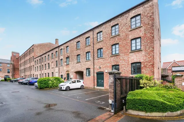 Lawrence St, York, YO10, photo 1
