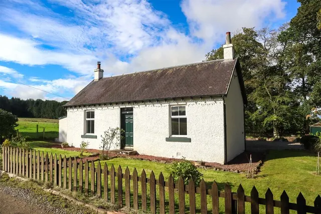 2 bedroom house — Quothquan, Biggar, South Lanarkshire, ML12