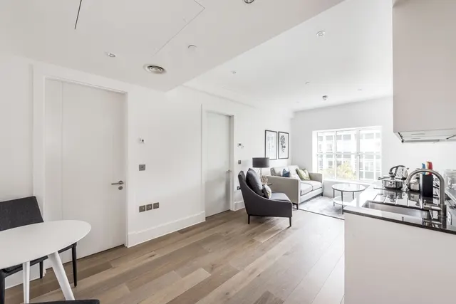 Kingsway London WC2B, photo 1