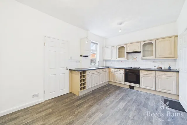 Photo 2 — Langthwaite Lane, South Elmsall, West Yorkshire, WF9